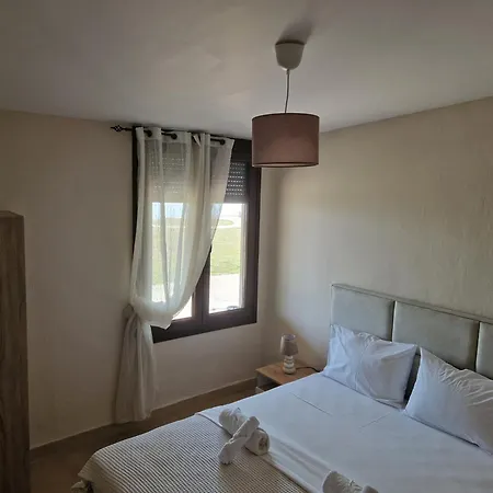 On The Wave Spitakia Sto Kyma Aparthotel 3*