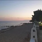 Apartmanhotel On The Wave Spitakia Sto Kyma 3*