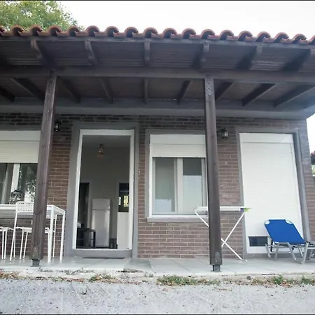 On The Wave Spitakia Sto Kyma 公寓式酒店 尼基季