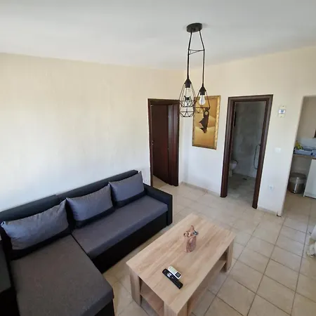 On The Wave Spitakia Sto Kyma 3* 尼基季